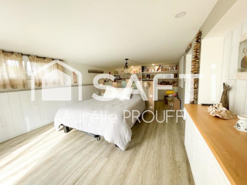 Maison - 191 m² - 8 pièces