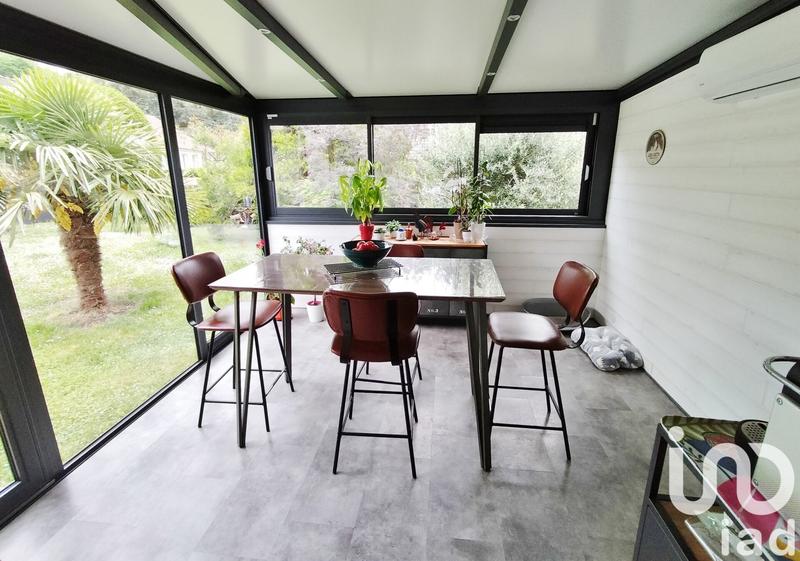 Maison - 130 m² - 8 pièces