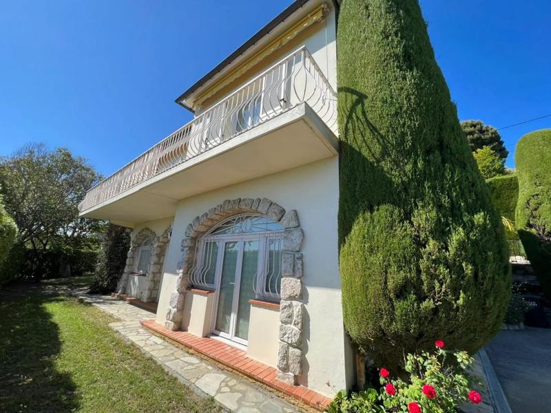 Villa - 172 m² - 5 pièces