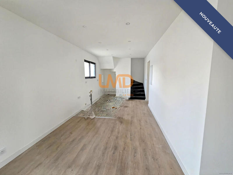 Maison - 200 m² - 9 pièces