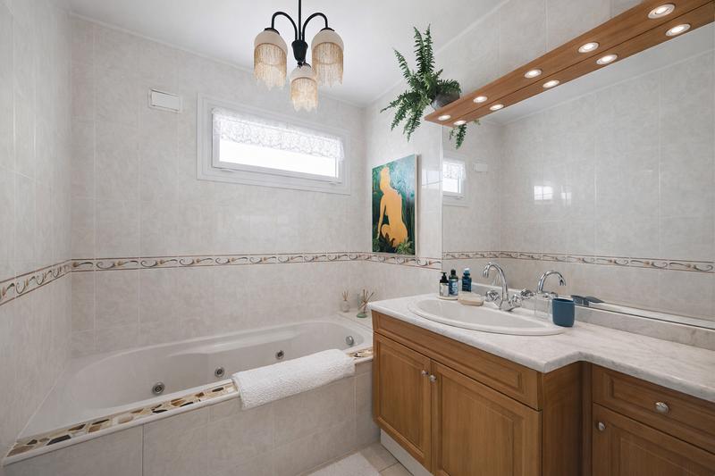 Maison - 105 m² - 6 pièces