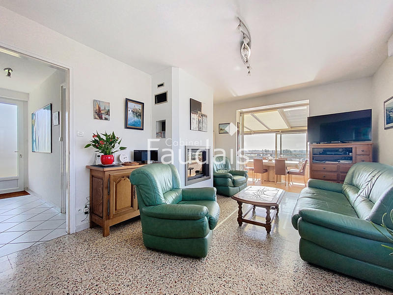 Maison - 105 m² - 6 pièces