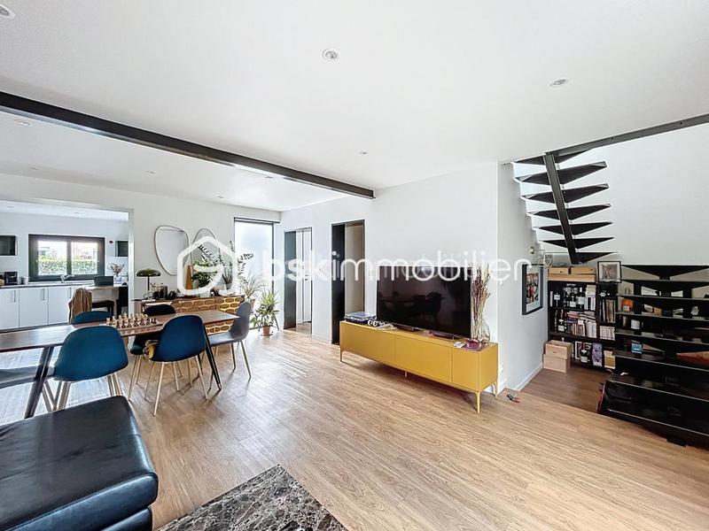 Maison - 103 m² - 4 pièces