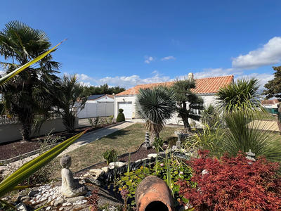 Maison - 93 m² - 4 pièces