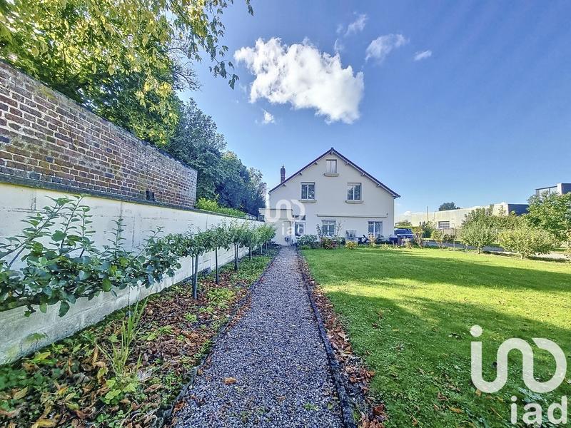 Maison - 243 m² - 9 pièces