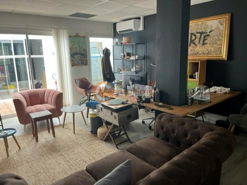 Local d'activité / Entrepôt - 826 m²