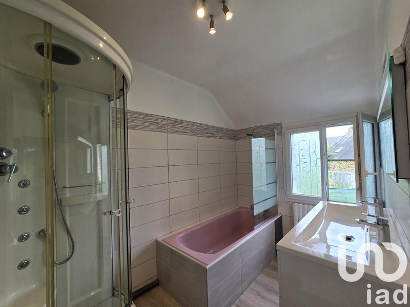 Maison - 93 m² - 5 pièces