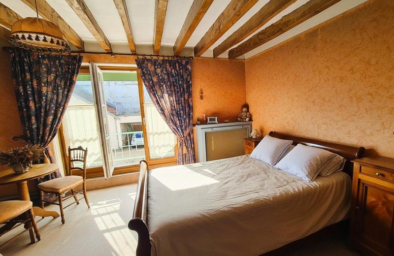 Maison - 306 m² - 11 pièces