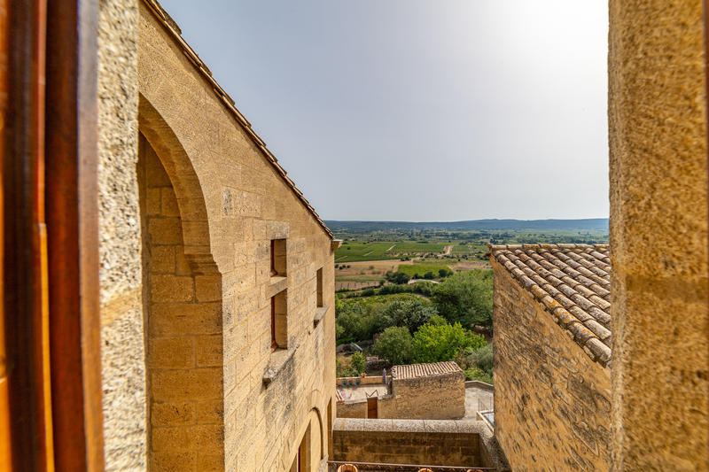 Maison - 215 m² - 8 pièces