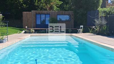 Villa - 198 m² - 6 pièces