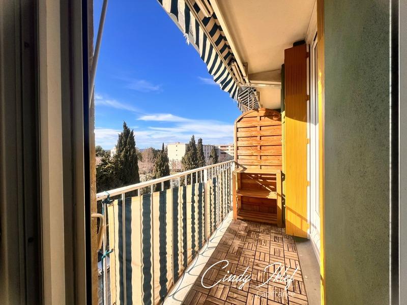 Appartement - 72 m² - 4 pièces