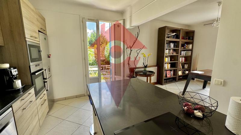 Maison - 115 m² - 4 pièces