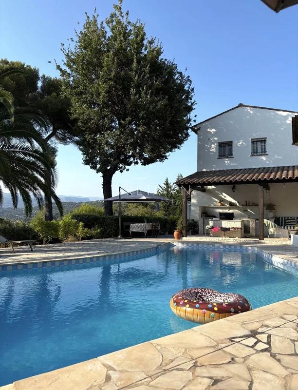 Maison - 164 m² - 6 pièces