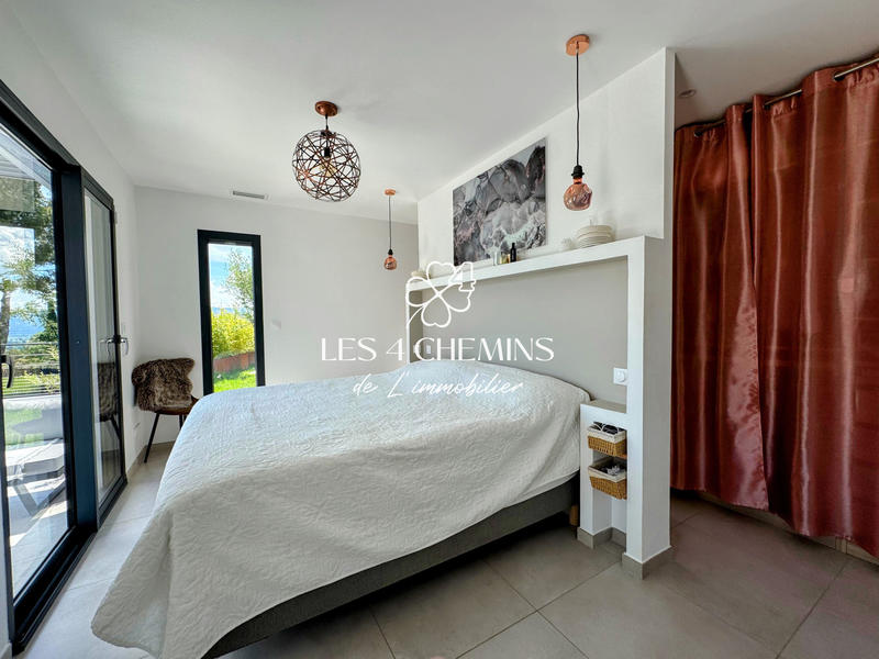 Villa - 200 m² - 7 pièces