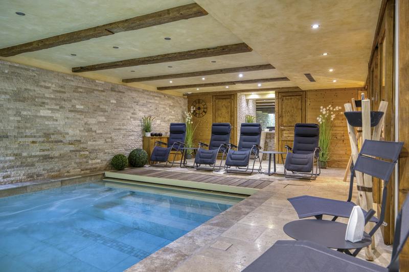 Châlet - 247 m² - 10 pièces