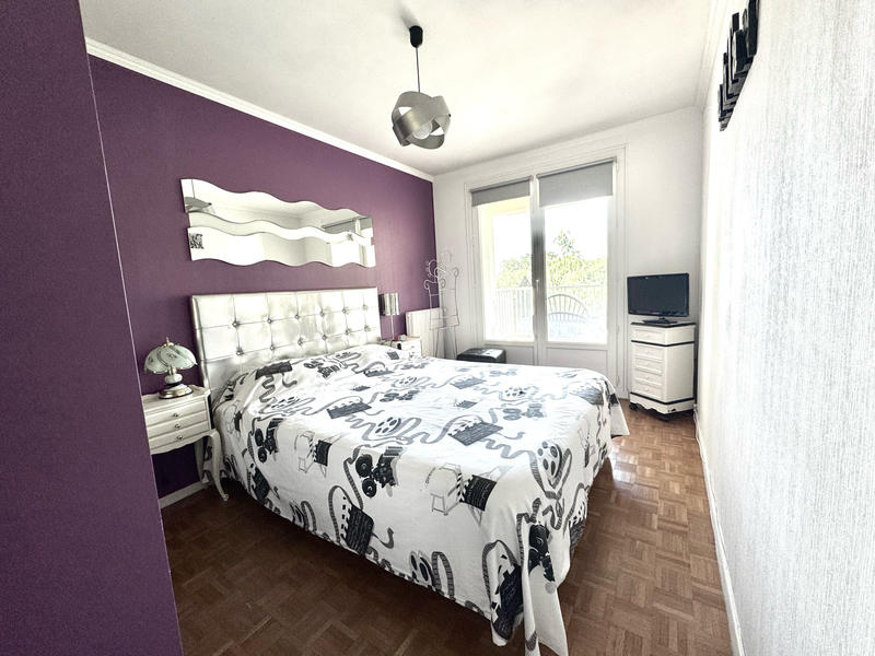 Appartement - 98 m² - 5 pièces