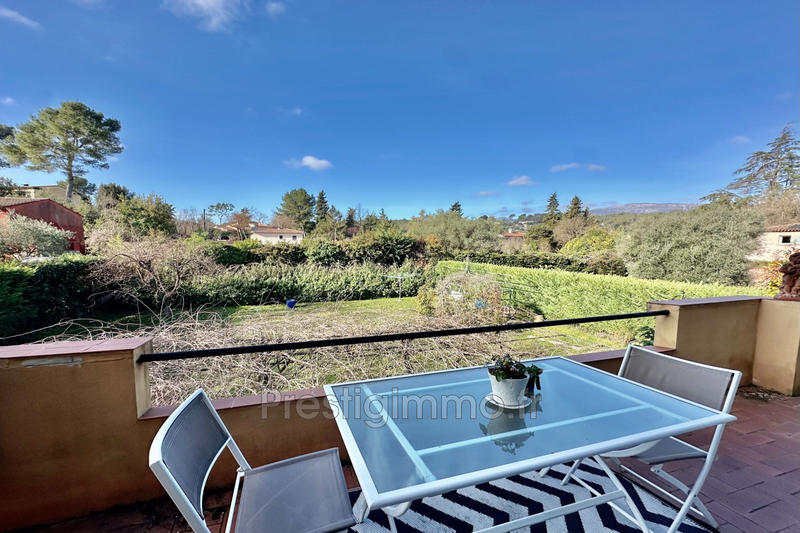 Maison - 270 m² - 8 pièces