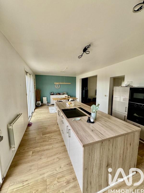 Maison - 175 m² - 8 pièces