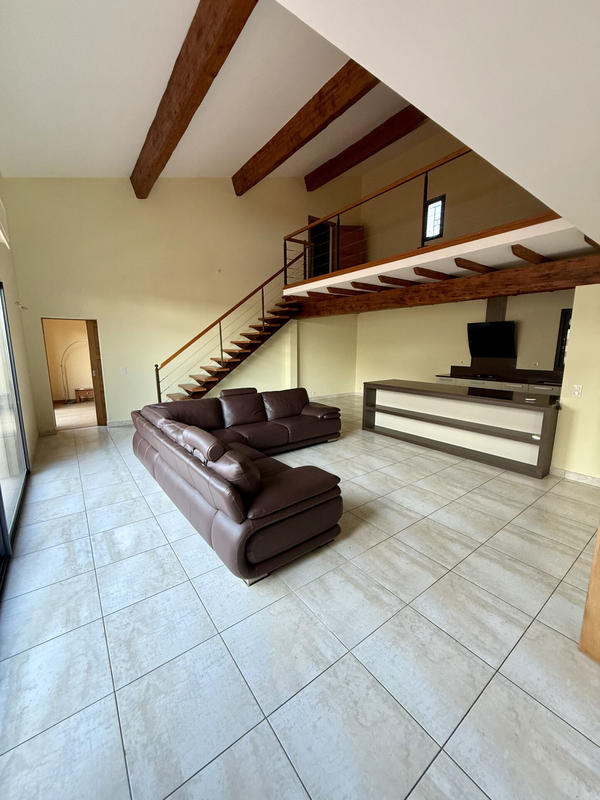 Maison - 164 m² - 4 pièces