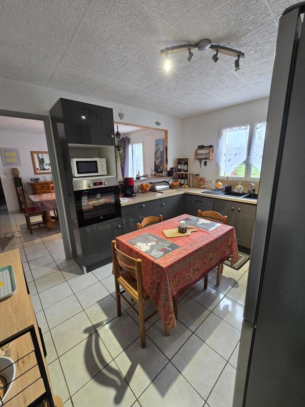 Maison - 98 m² - 5 pièces