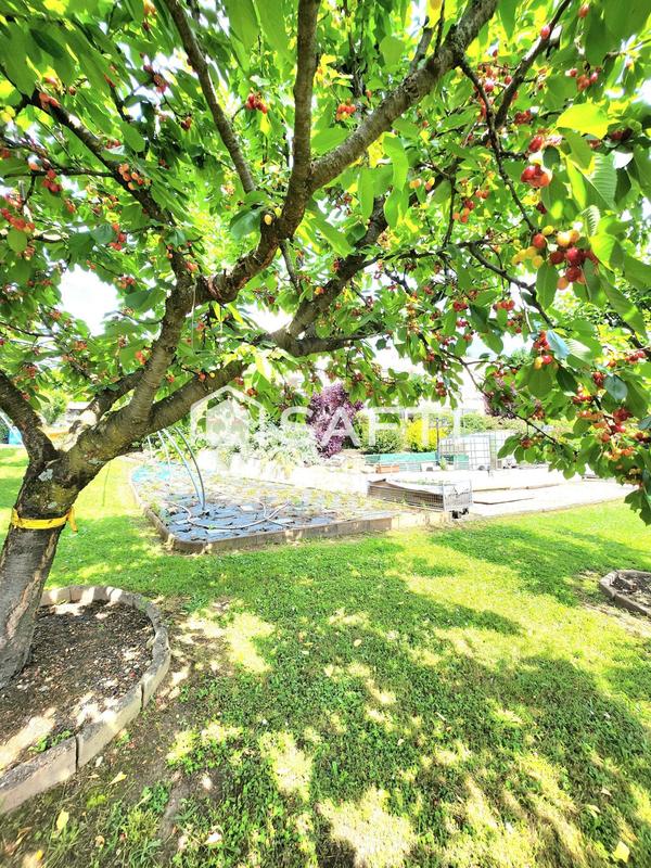 Villa - 328 m² - 7 pièces