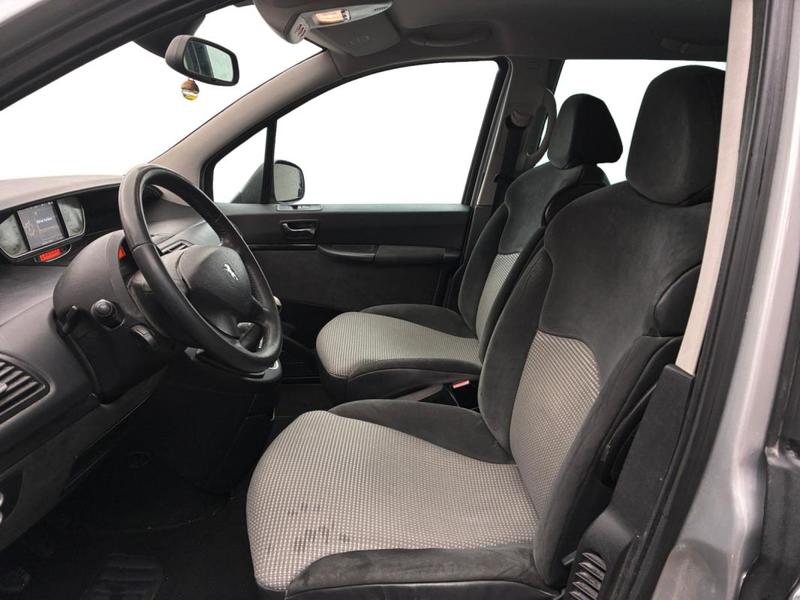 Peugeot 807 2.0 HDi 135ch Fap Allure