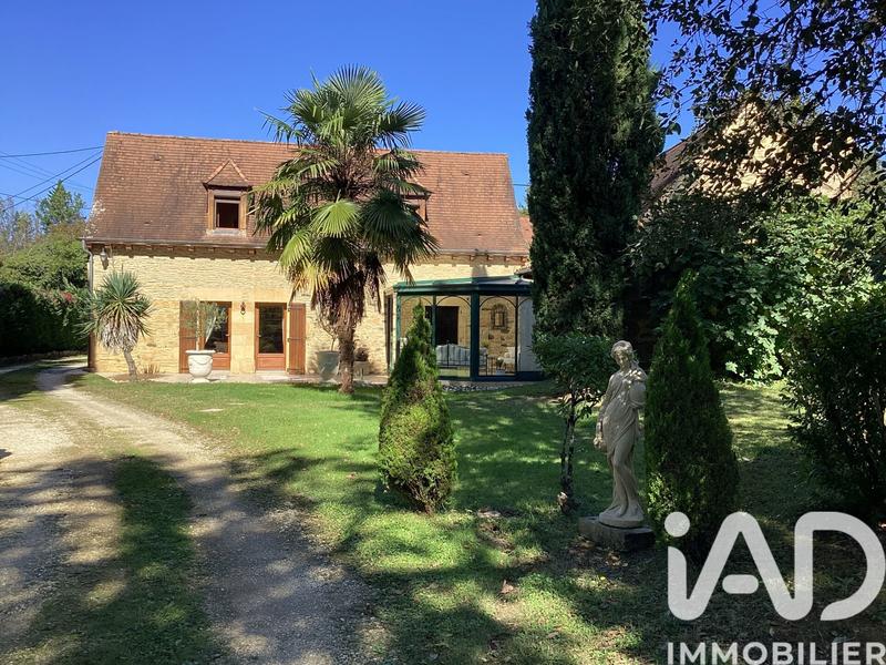 Maison de campagne - 199 m² - 11 pièces