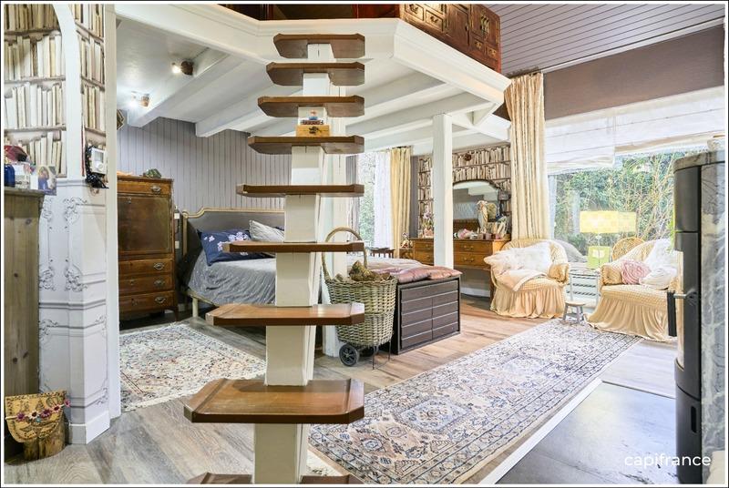 Maison d'architecte - 319 m² - 10 pièces