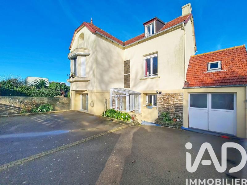 Maison - 135 m² - 6 pièces