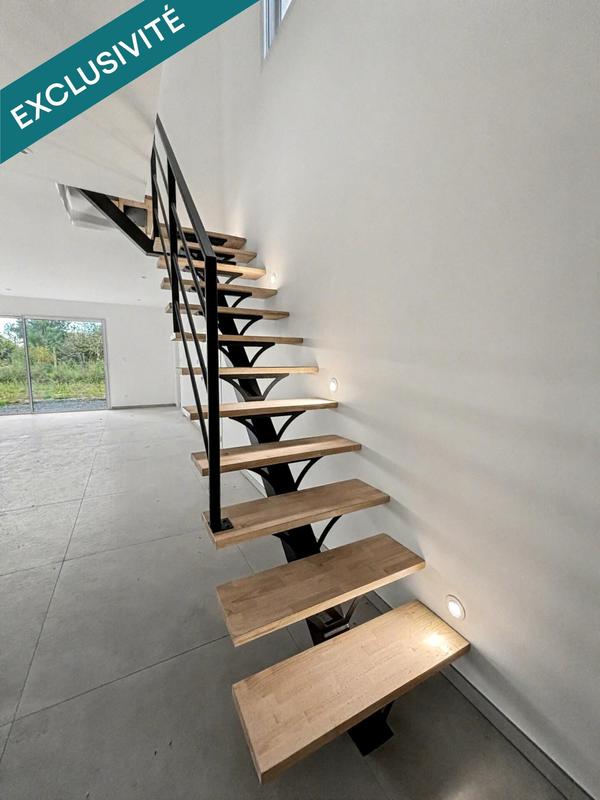 Maison - 136 m² - 7 pièces