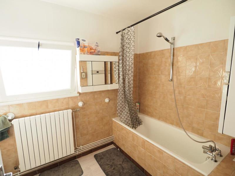 Maison - 143 m² - 6 pièces