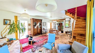 Propriété - 138 m² - 6 pièces