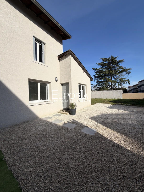 Maison - 130 m² - 4 pièces