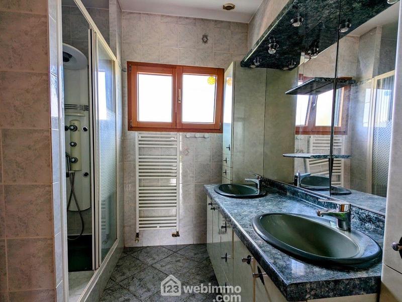 Maison - 158 m² - 7 pièces