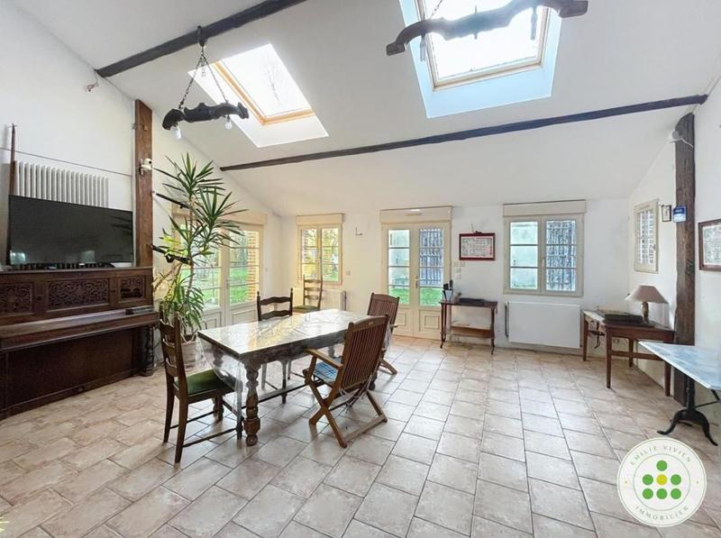 Maison de village - 147 m² - 6 pièces