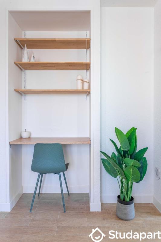 Chambre - 9 m² - 1 pièce