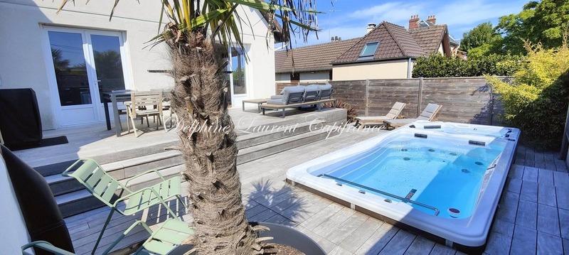 Maison - 104 m² - 4 pièces