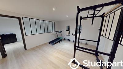 Chambre - 11 m² - 1 pièce