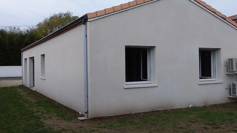 Villa - 90 m² - 4 pièces