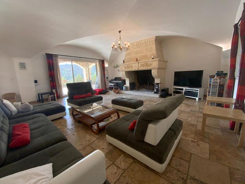 Demeure - 552 m² - 15 pièces