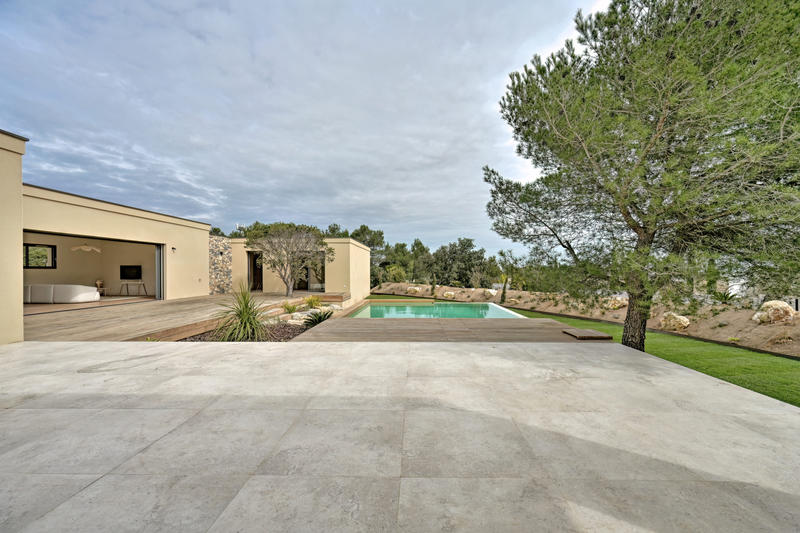 Villa - 197 m² - 7 pièces