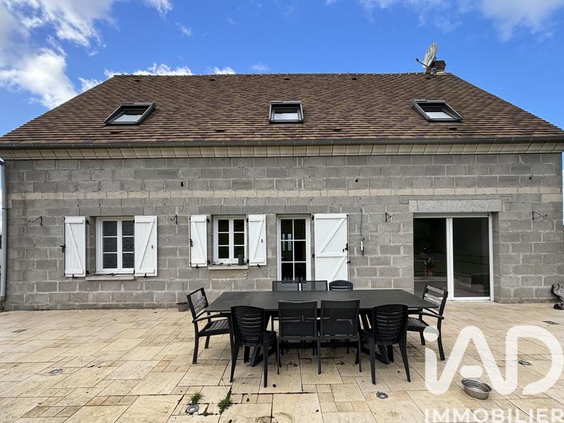 Maison - 142 m² - 6 pièces