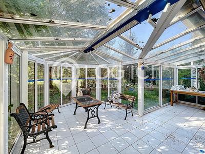 Maison - 207 m² - 7 pièces