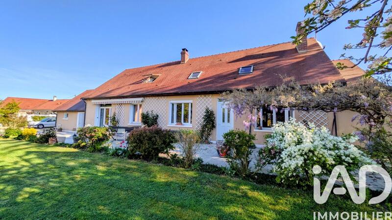 Maison - 180 m² - 6 pièces