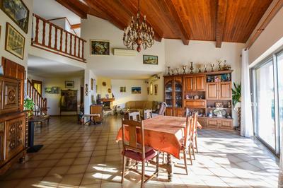 Maison - 172 m² - 5 pièces