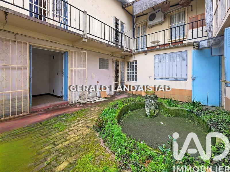 Maison - 183 m² - 7 pièces