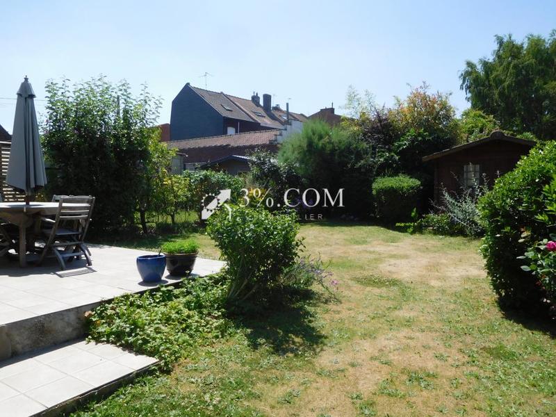 Maison - 90 m² - 6 pièces