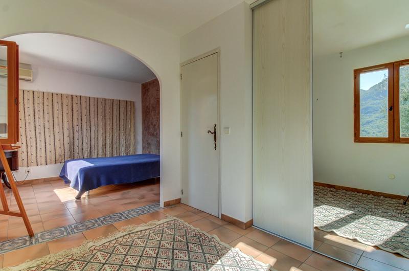 Villa - 136 m² - 6 pièces