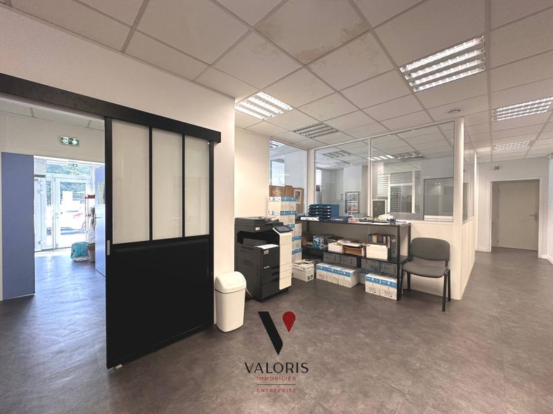 Bureau - 288 m² - 9 pièces