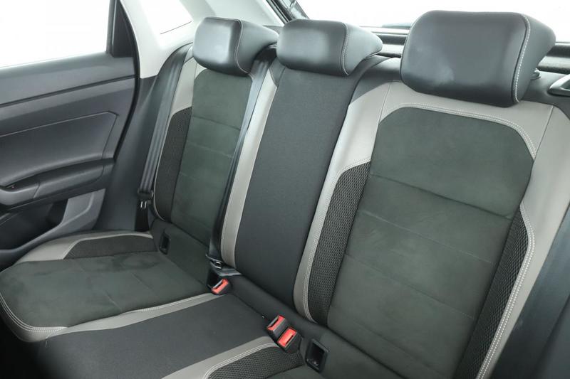 Volkswagen Polo 1.0 Tsi Carat 115 ch